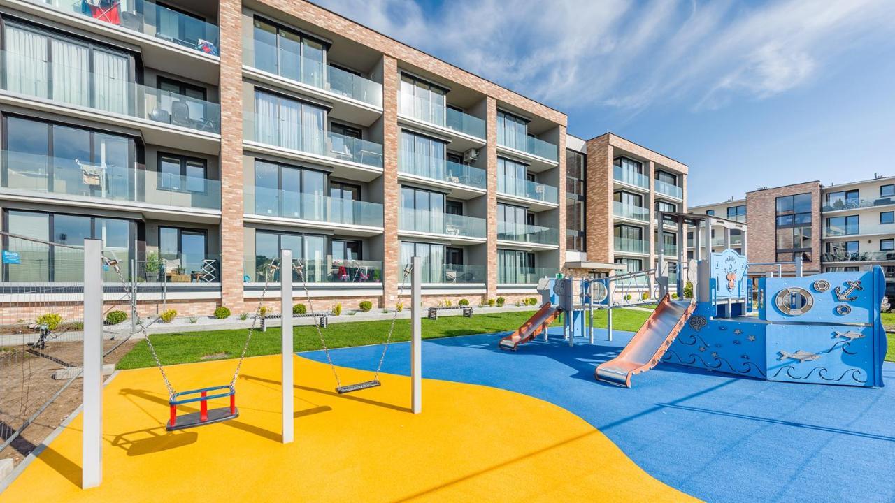 Apartament Z 1 Sypialnia Retro Deluxe 60 F Perlowa Przystan - Holiday City Kolobrzeg Exterior photo