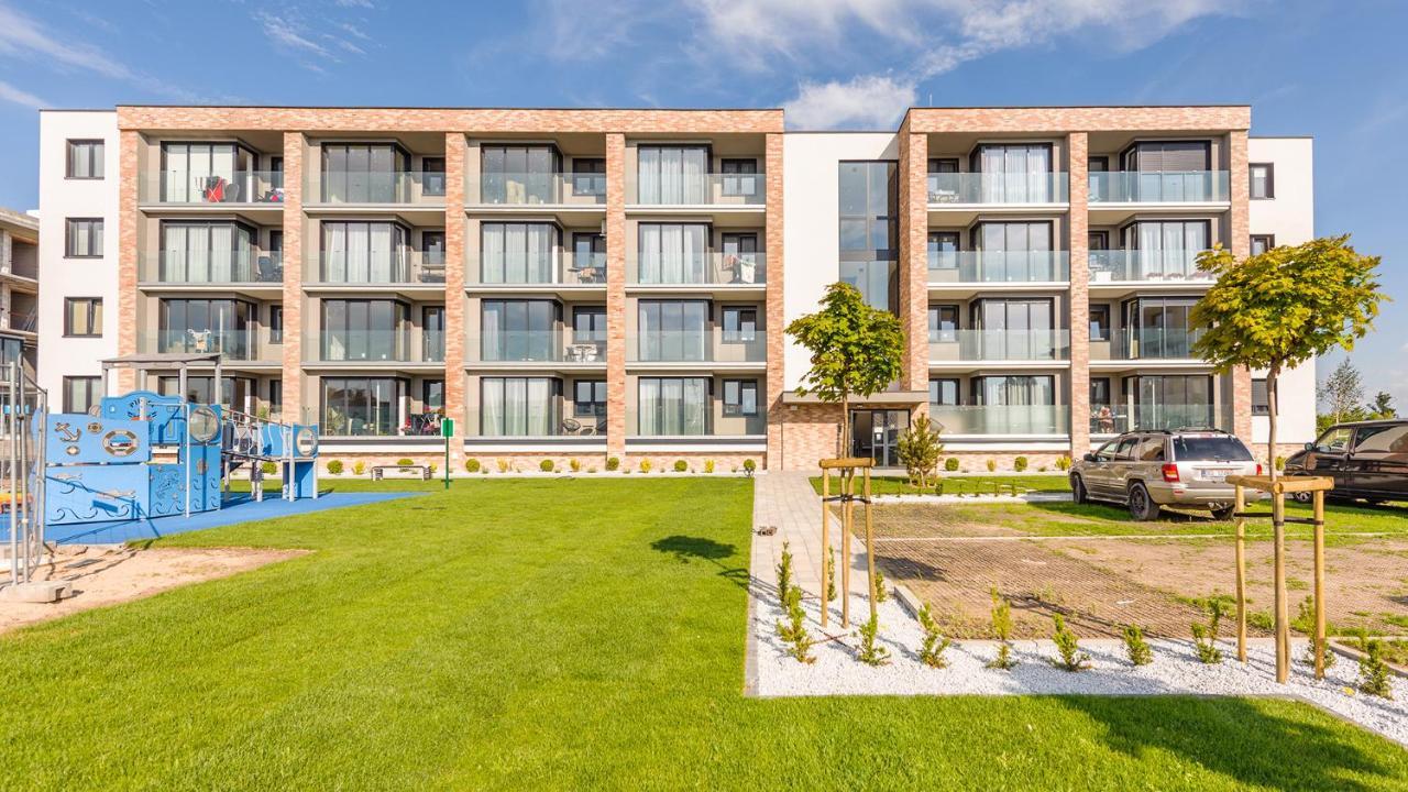 Apartament Z 1 Sypialnia Retro Deluxe 60 F Perlowa Przystan - Holiday City Kolobrzeg Exterior photo